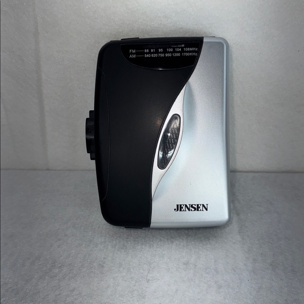 Jensen Dual-Tone Compact Radio and cassette player.